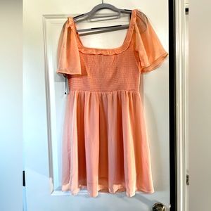 BCBG smocked dress women size 8-10 (M)